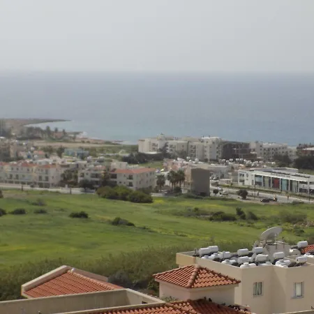 Natalys Appartamento Paphos